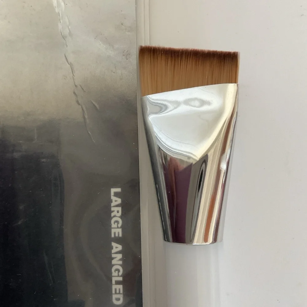 Sonia Kashuk Angled Liner Brush NWT